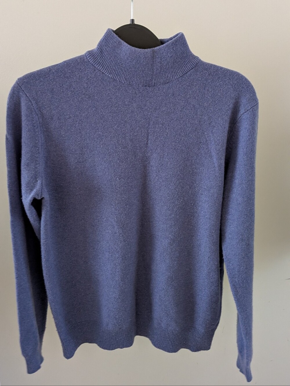 Beautiful cashmere sweater